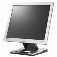 Аренда Монітор SyncMaster 172T для гри на Xbox 360 Аренда Монітор SyncMaster 172T для гри на Xbox 360